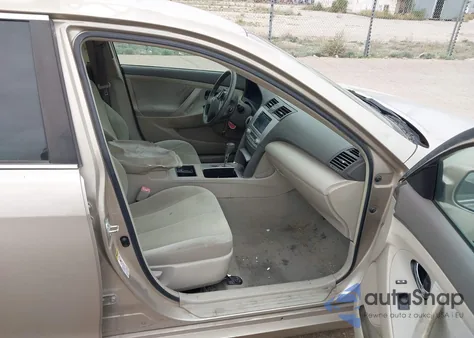 2007 Toyota Camry Hybrid z USA, uszkodzony, nr VIN 4T1BB46K47U015246